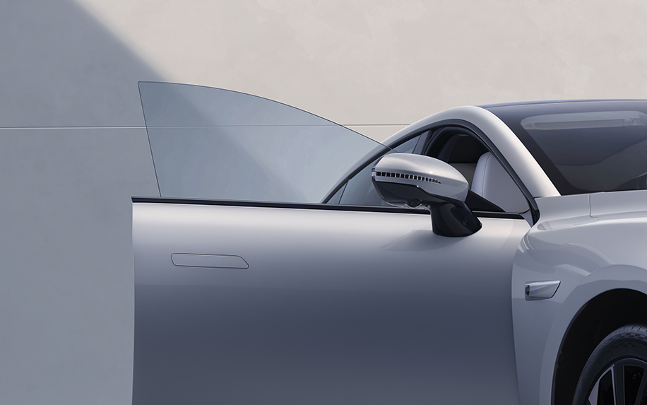 Frameless doors with hidden handles