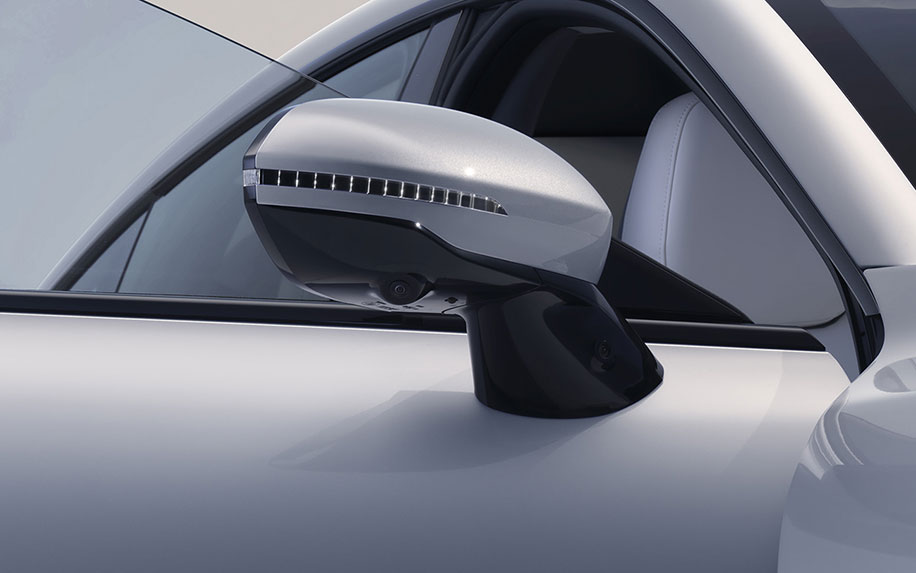 Power-folding heated mirrors